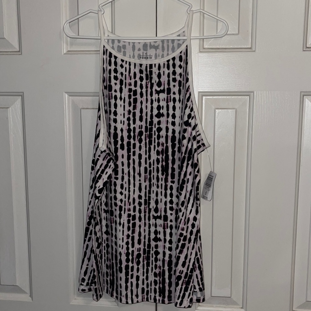 NWT High Neck Foxy Tank